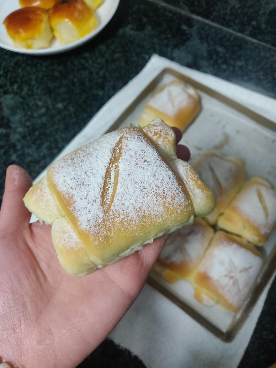 牛奶软面包