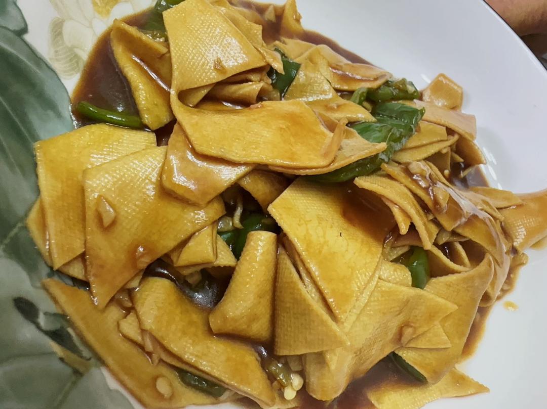 不用厨艺的尖椒干豆腐