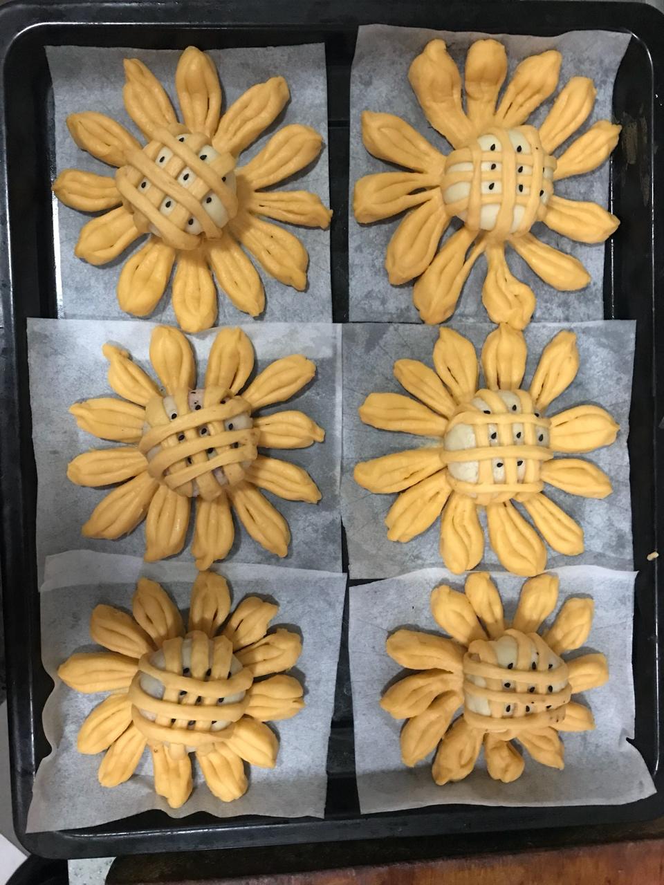向日葵豆沙面包