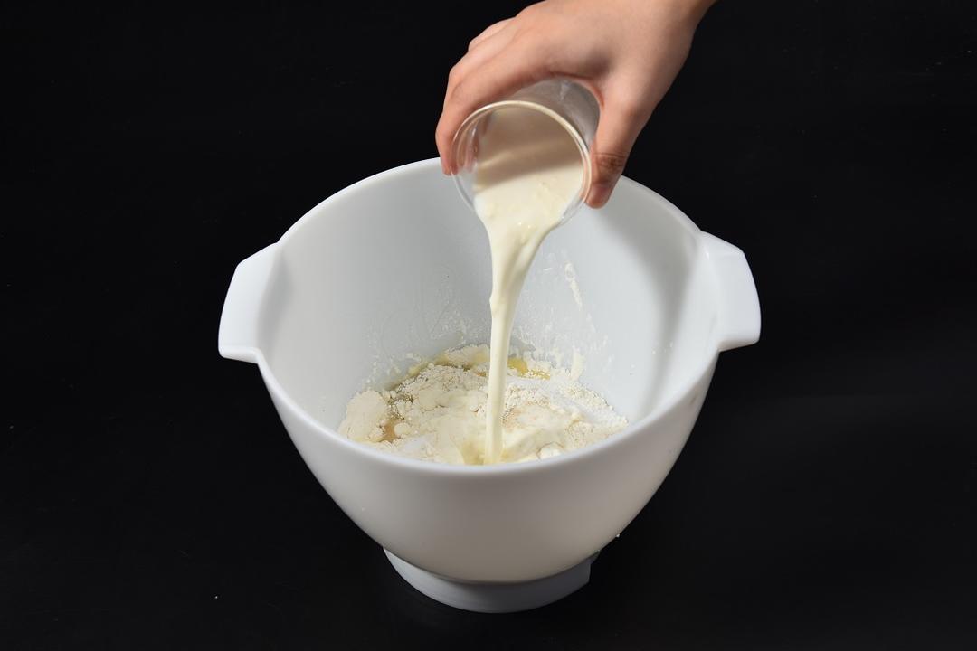 纯奶手撕吐司的做法 步骤1