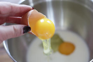 超香浓蛋挞Egg Tart，烘焙小白福音～的做法 步骤5