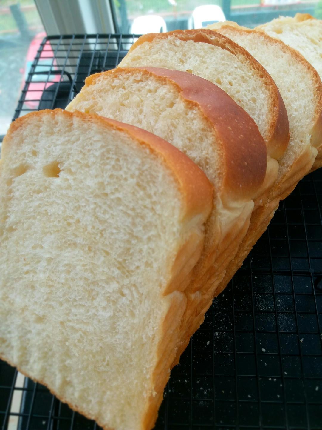 鲜奶油吐司