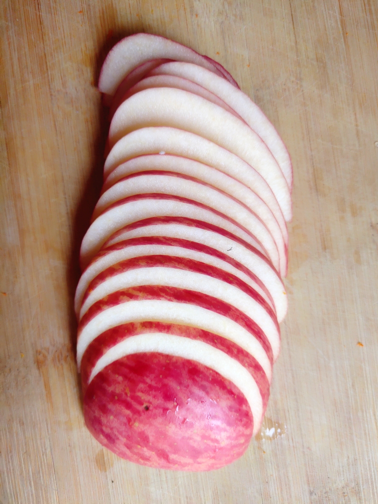 【减脂餐】低卡肉桂苹果荷兰松饼的做法 步骤3