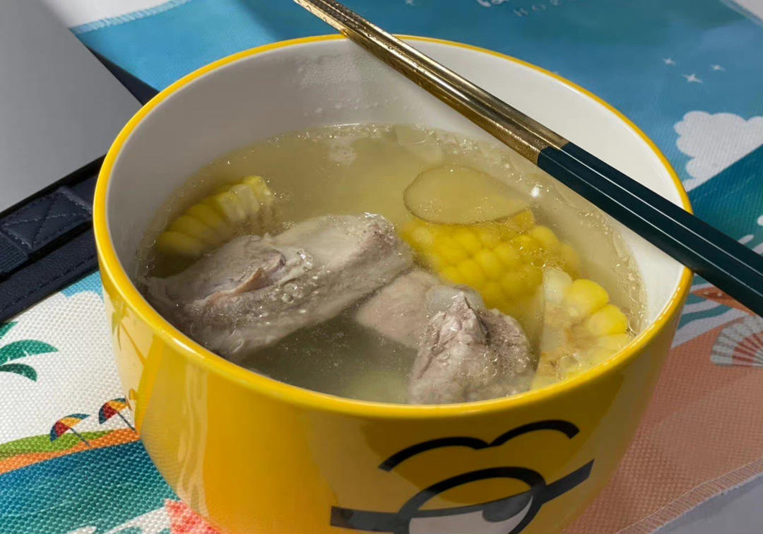玉米排骨汤（电饭煲）
