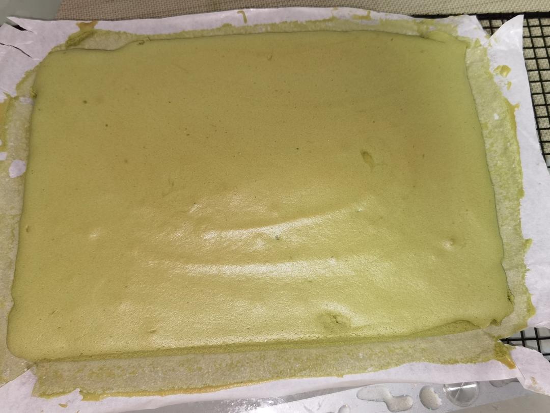 抹茶焦糖芝麻蛋糕卷