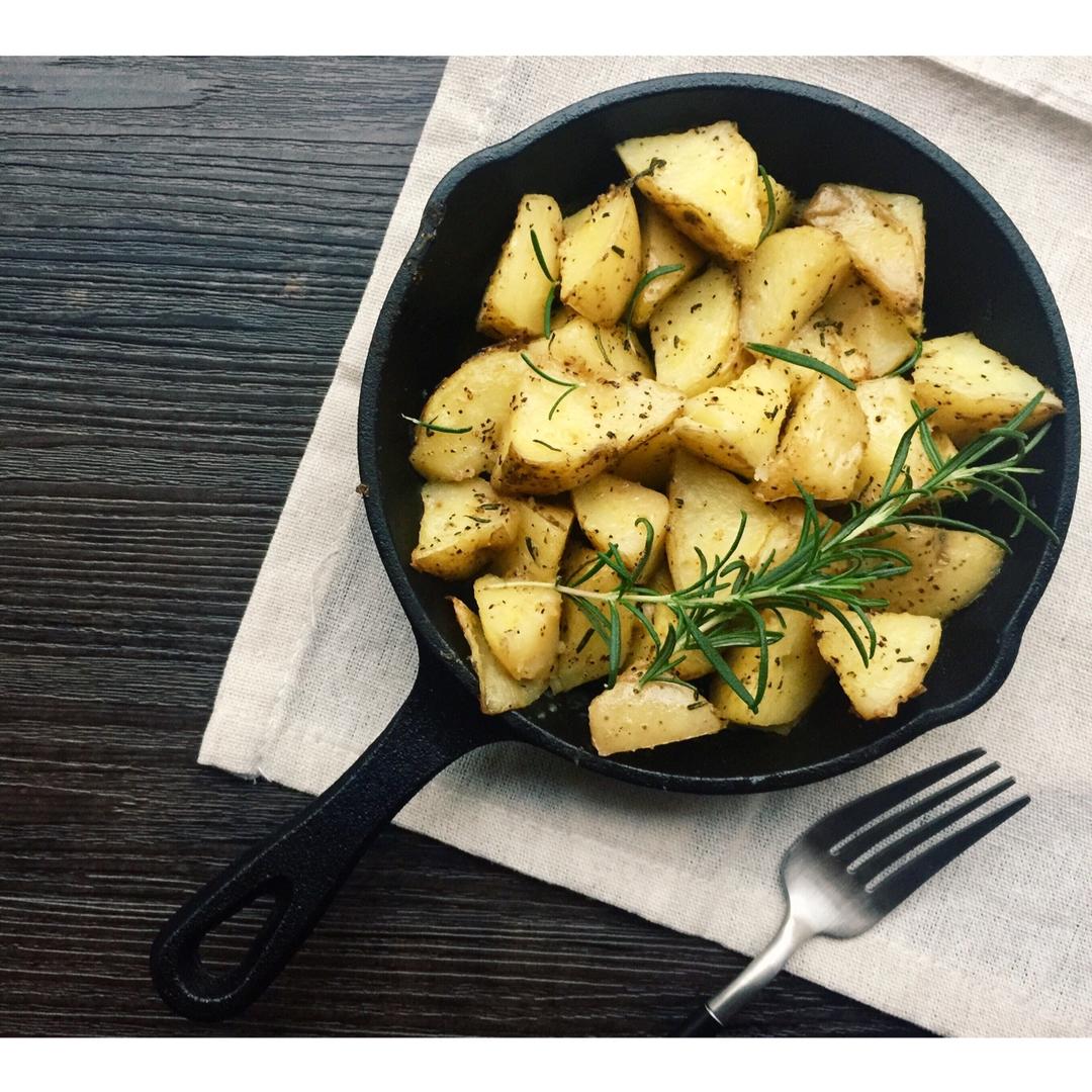 迷迭香烤土豆【妞的食记】