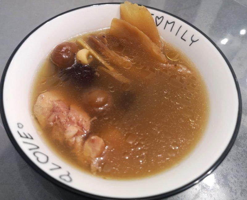 改善头晕药膳～天麻炖鸡