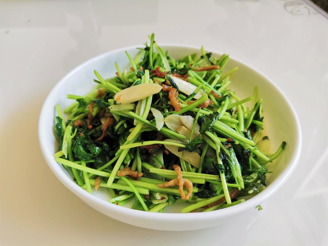 香菜炒肉丝的做法