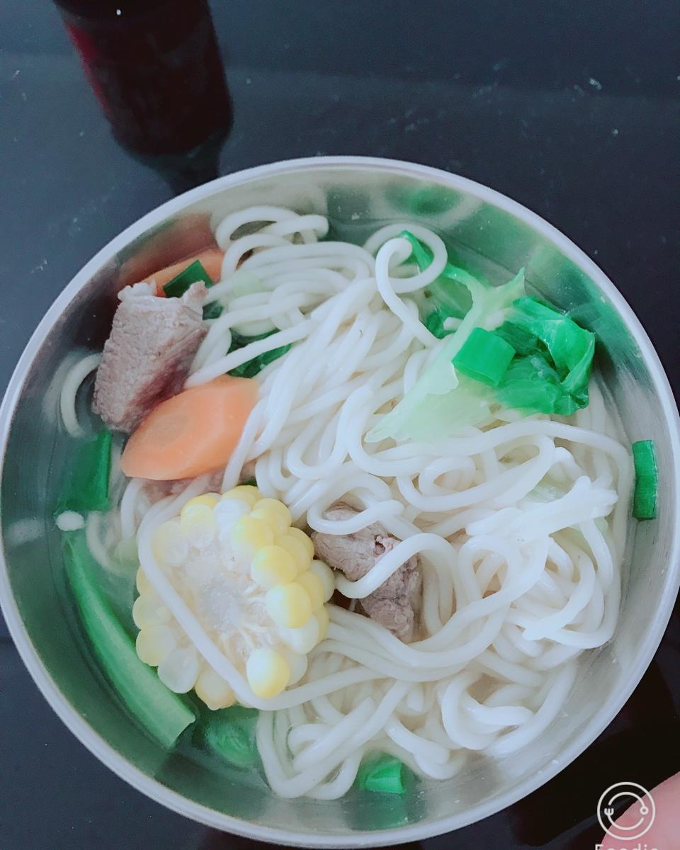玉米胡萝卜羊肉汤
