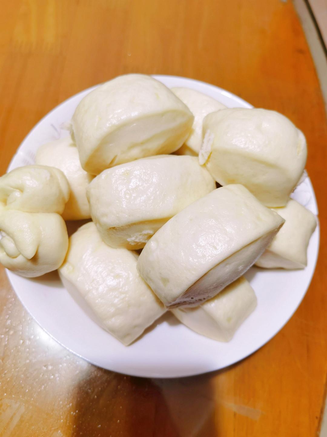 一发奶香小馒头，口感特别好！