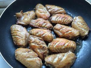 蚝油鸡翅烧土豆的做法 步骤2