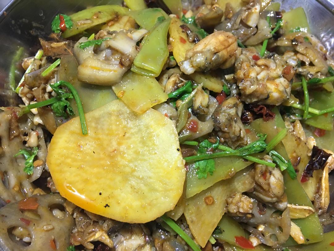 干锅牛蛙