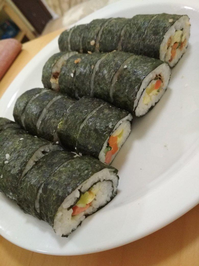 韩式紫菜包饭