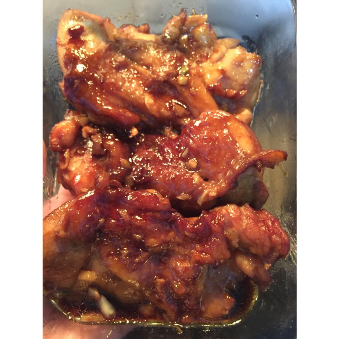 蒜香鸡腿排