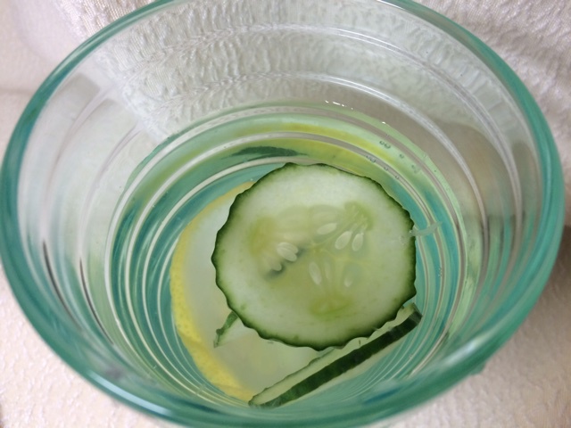 黄瓜柠檬水