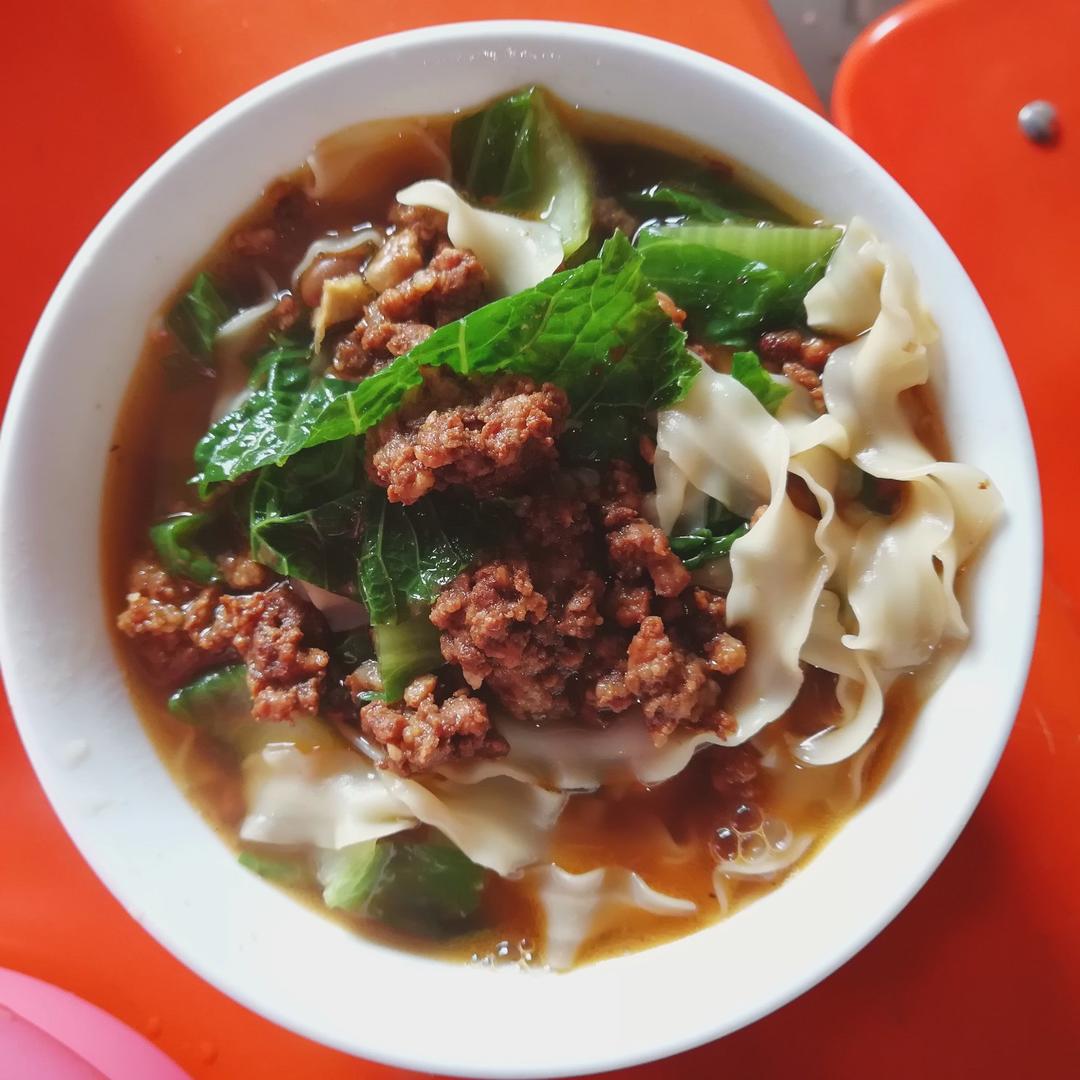 牛肉板面