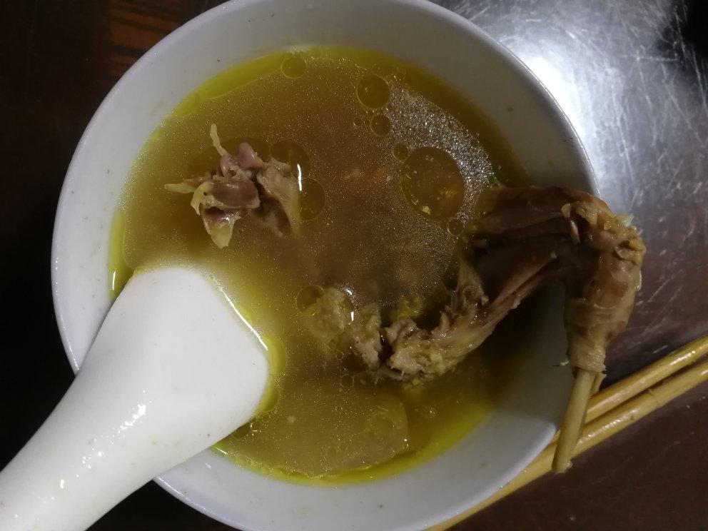 鸽子汤（电炖锅）