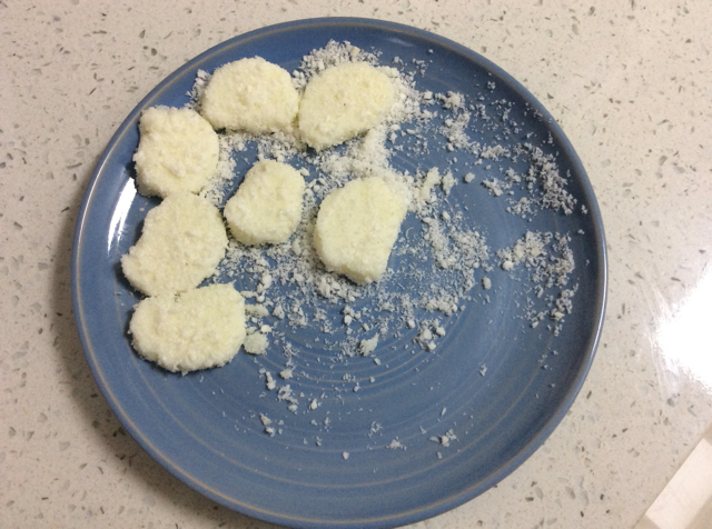 椰子奶糕（附上脆炸鲜奶做法）