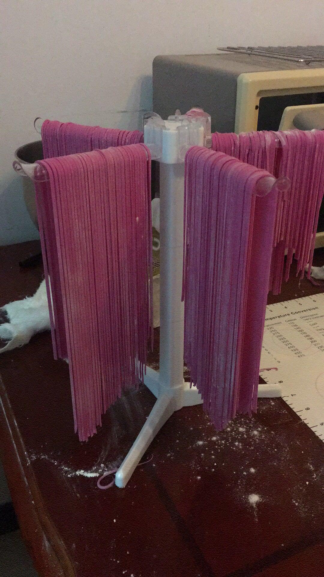 自制彩色手工面条/挂面