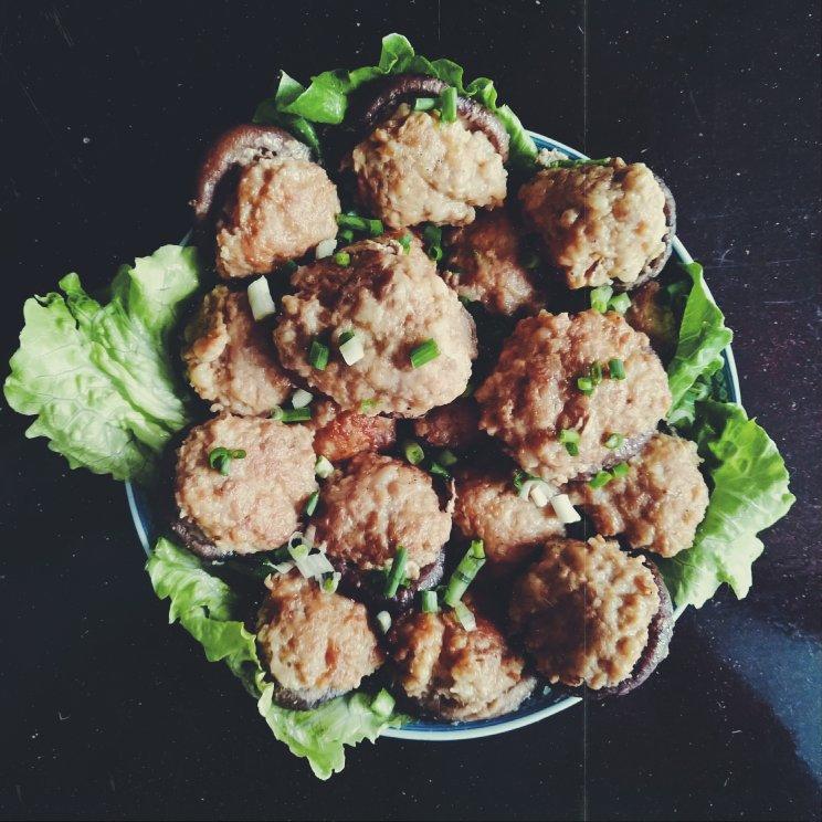 美味的肉酿香菇～～孩子爱吃的下饭菜