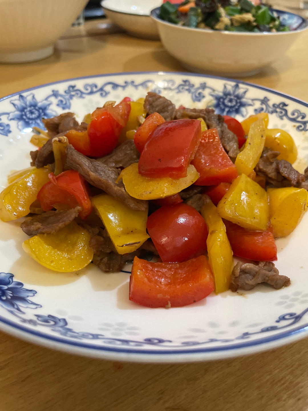 家常小炒牛肉（嫩滑爆赞）