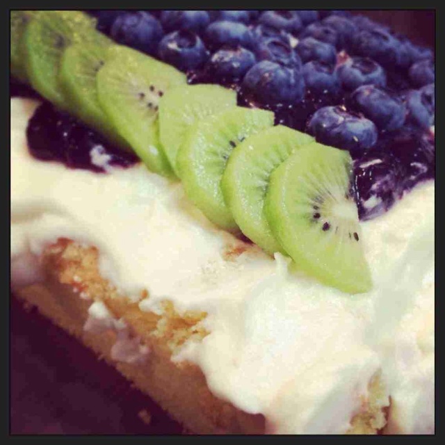 草莓鲜奶油蛋糕