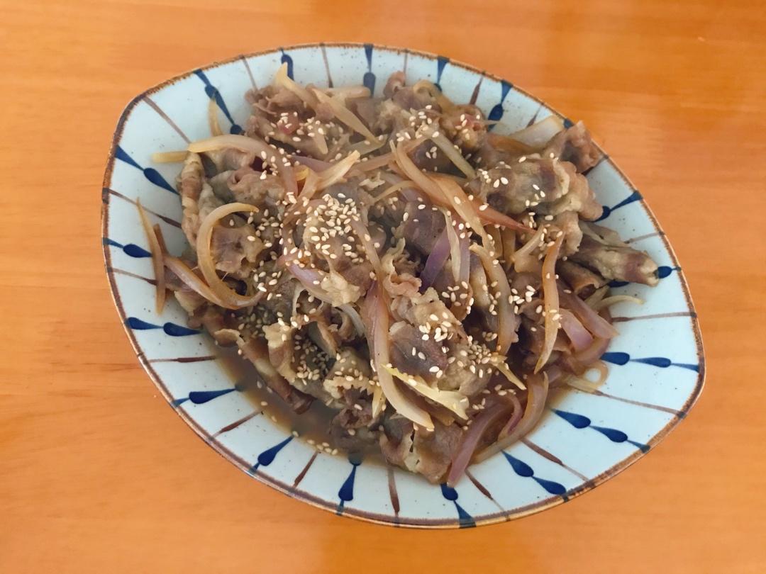 💕100%成功!!!🍱招牌肥牛饭专门店秘方·秒杀日本吉野家食其家！日式多汁牛肉饭 /嫩肥牛盖饭/牛肉饭/肥牛丼（超简单快速完美版）✨