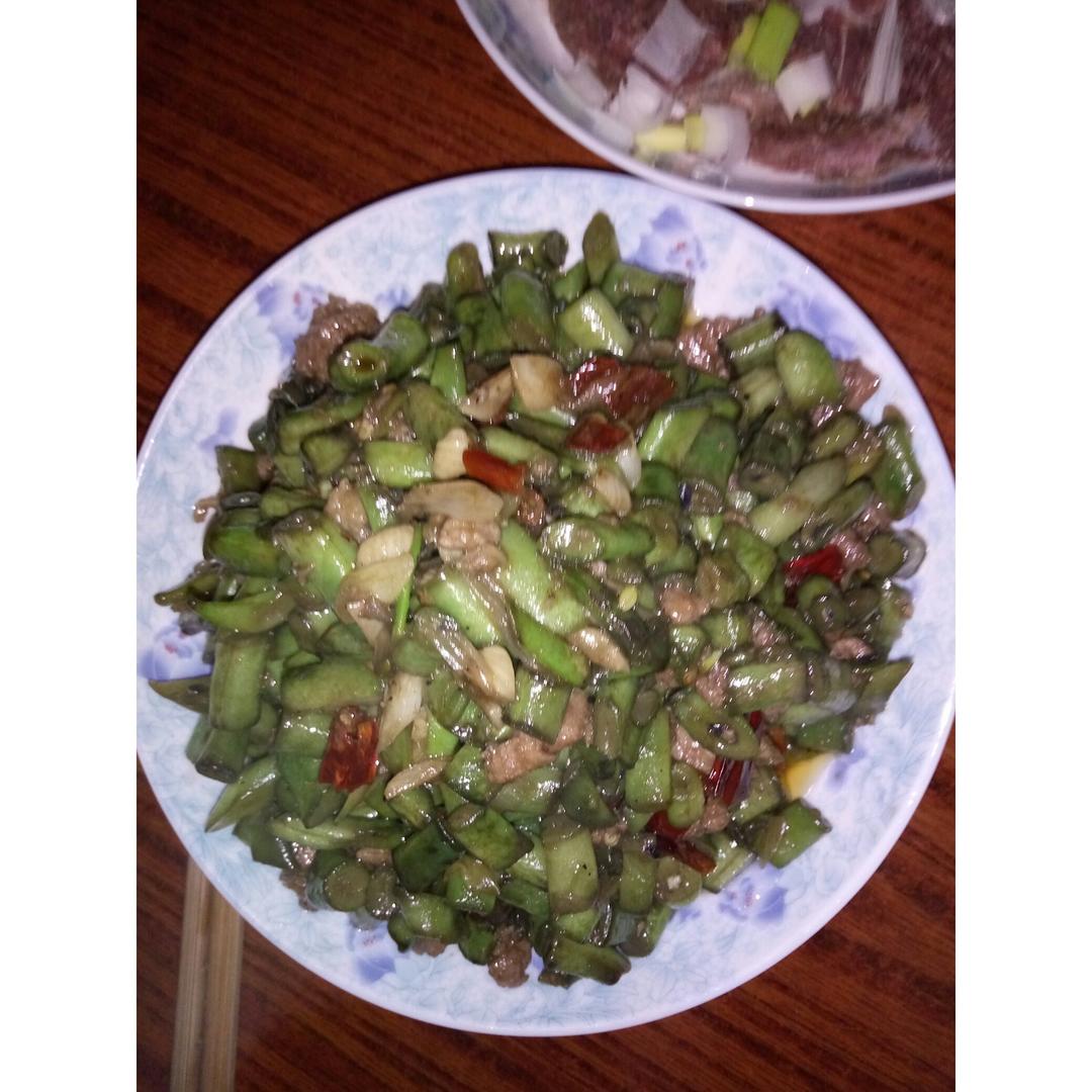 肉沫豆角下饭菜