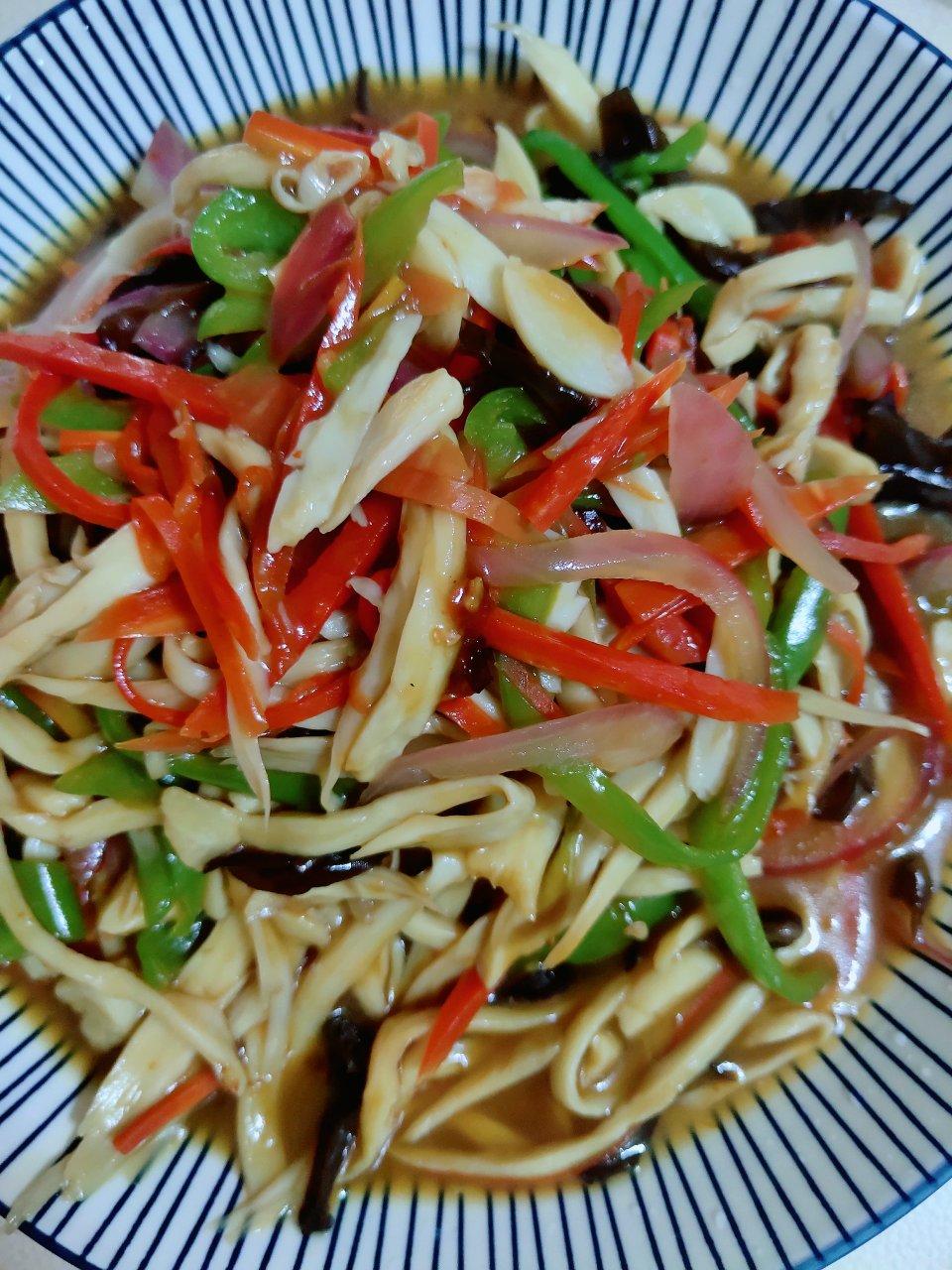 太下饭了❗️ 杏鲍菇这么做，米饭不够吃（鱼香杏鲍菇）