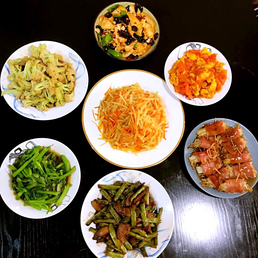 酱煎金针菇培根卷