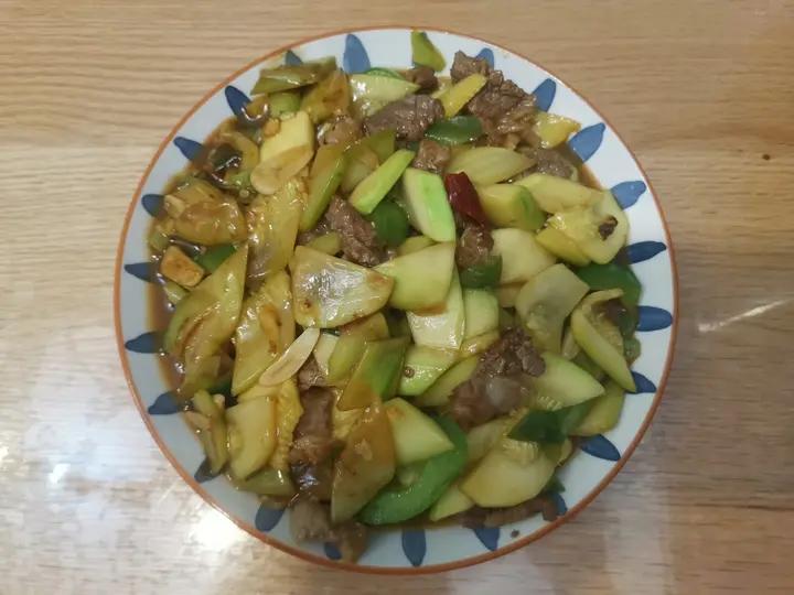 减脂餐❣️西葫炒牛肉