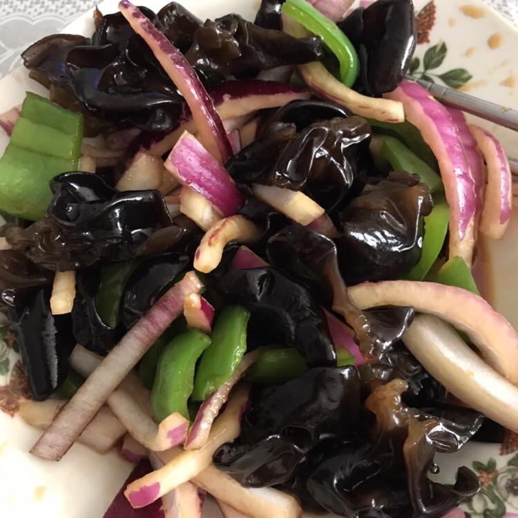 凉拌木耳