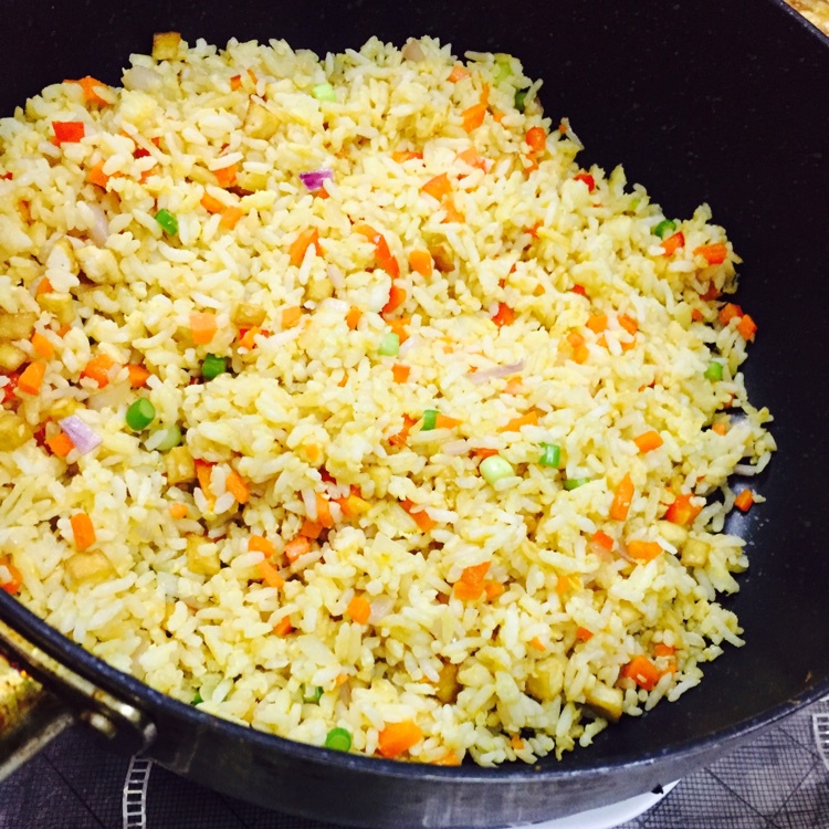 微笑芝麻做的蛋炒饭