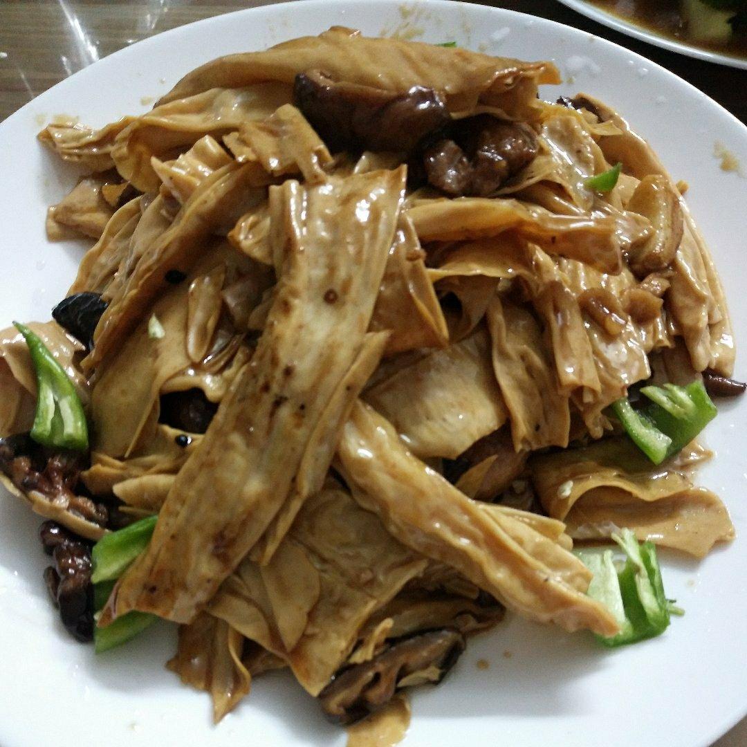 香菇烧腐竹