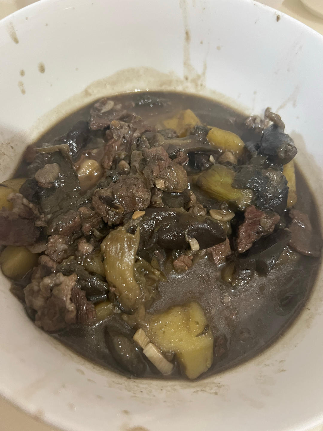 五花肉茄子炖土豆
