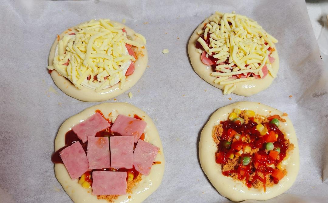 🍕快手简单｜一次发酵｜可可爱爱火腿披萨小面包｜学生早餐