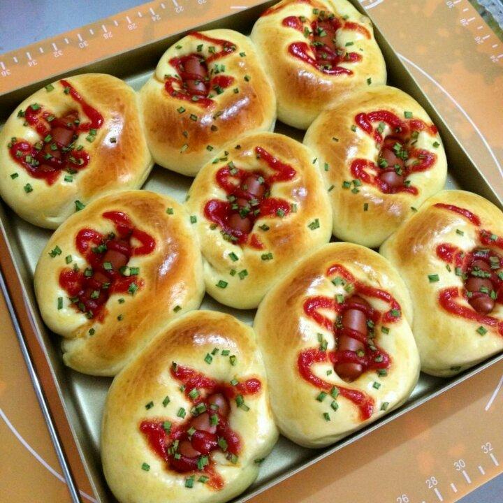 又一只喂食猫做的火腿肠早餐面包(一次发酵法)