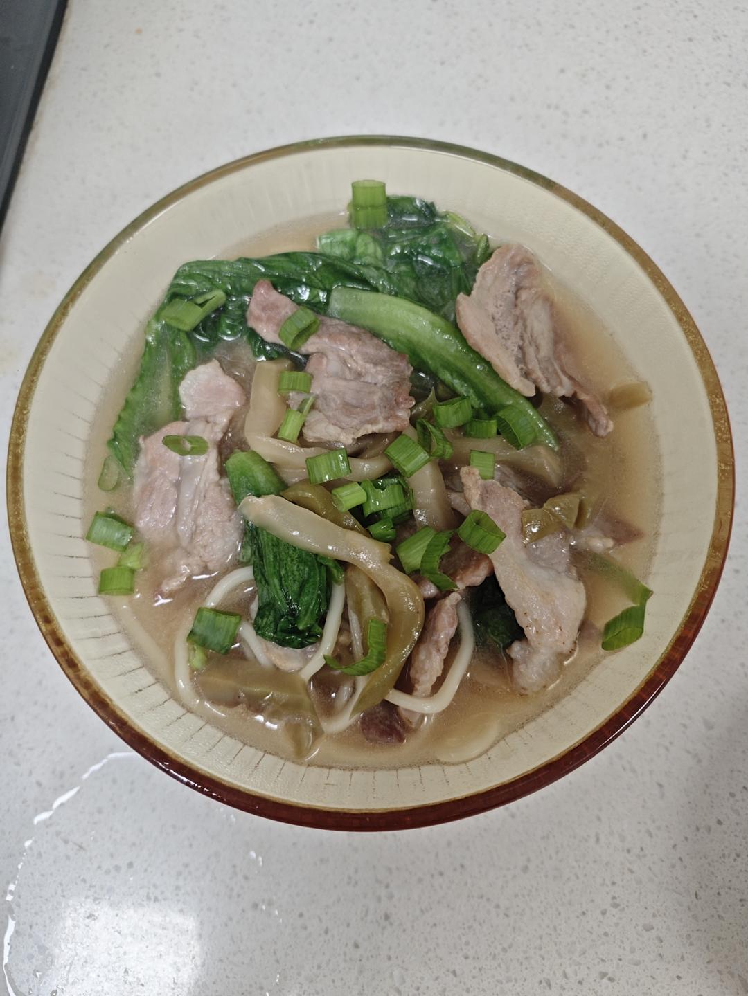 榨菜肉丝面