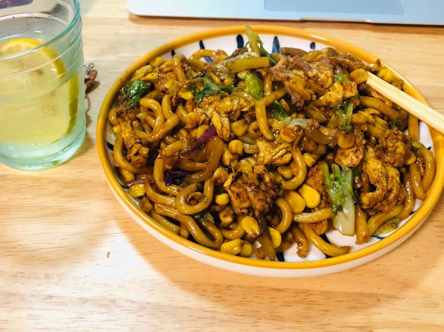 好吃哭的「鸡蛋炒乌冬面」