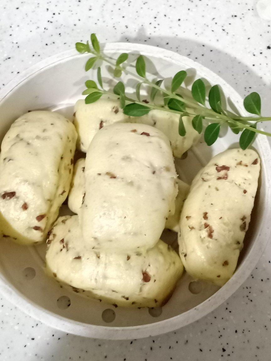 刀切奶香甜馒头