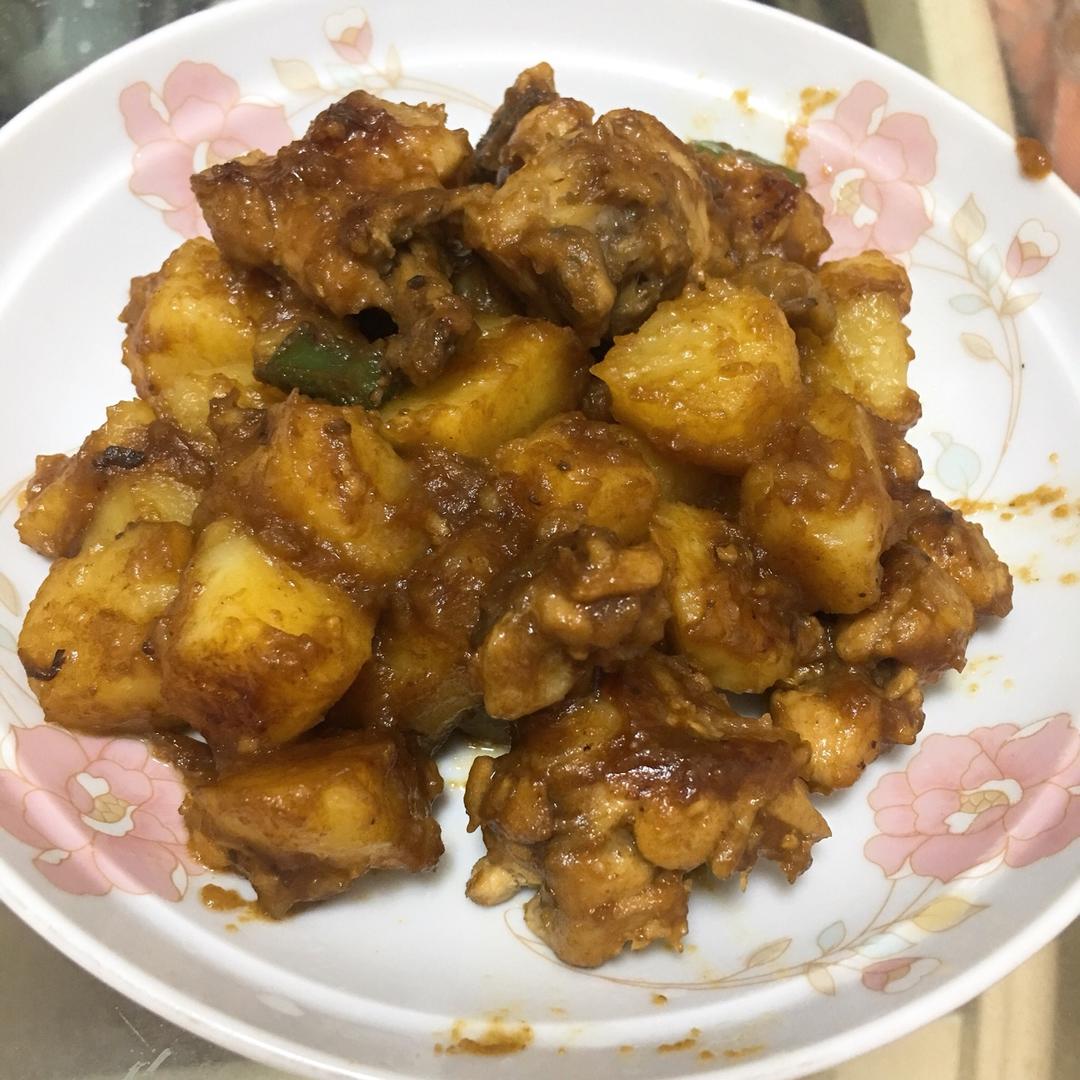 土豆焖鸡腿