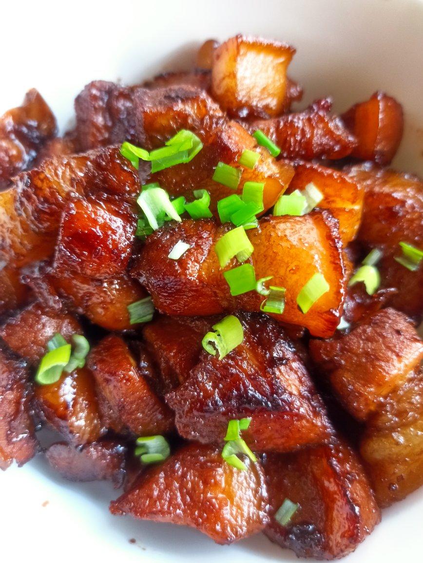 伊伊伊伊伊丶做的可乐红烧肉