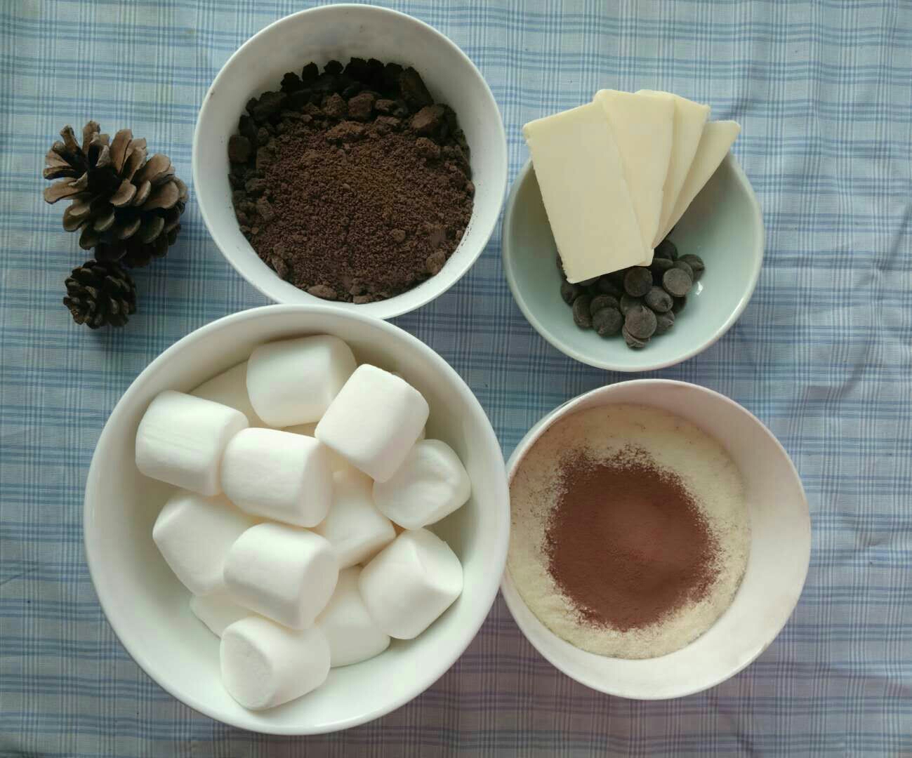 黑巧奥利奥牛轧糖的做法 步骤2