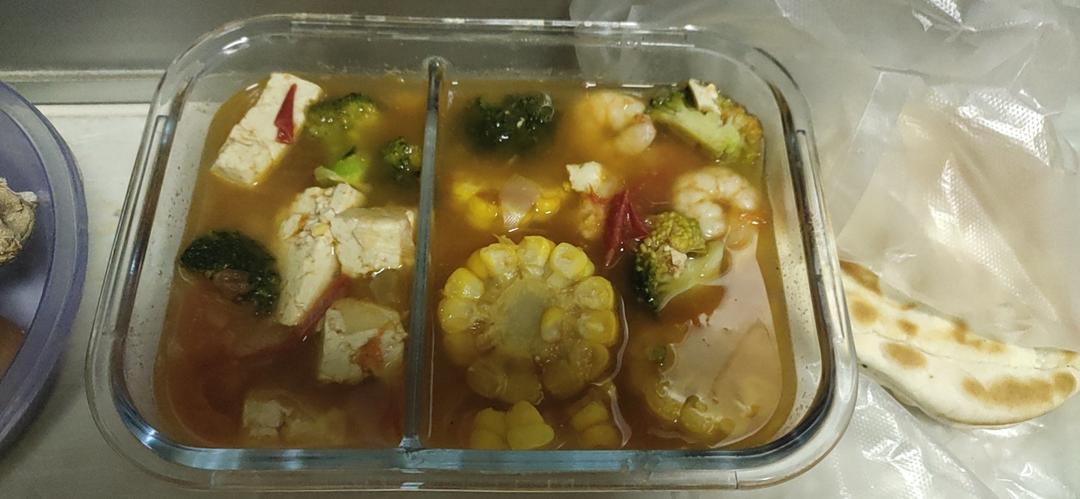 西兰花虾仁豆腐汤