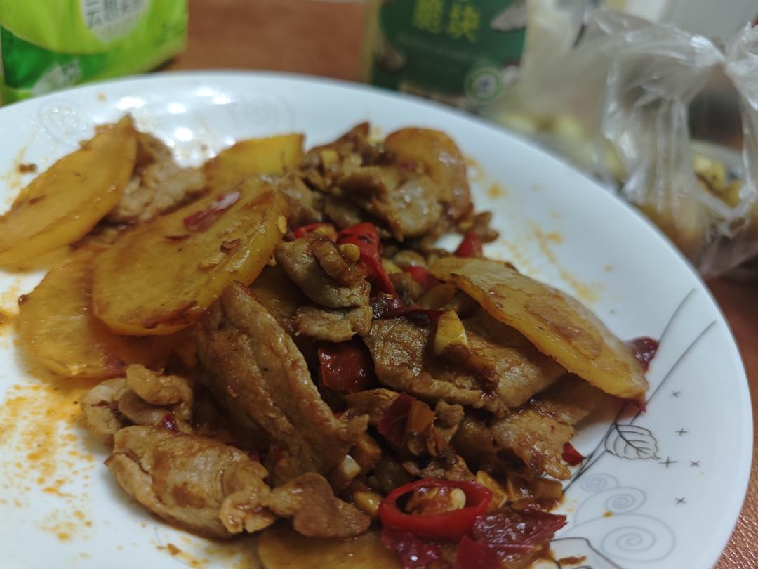 土豆片炒肉