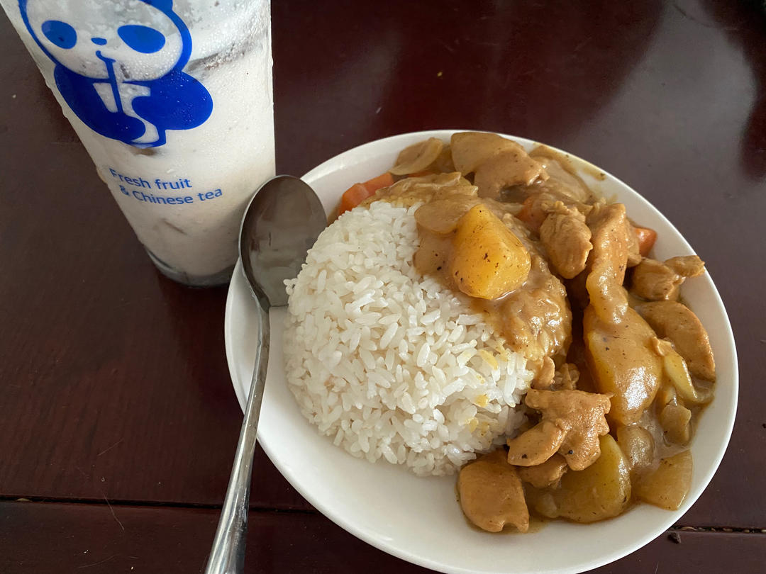 咖喱鸡肉饭