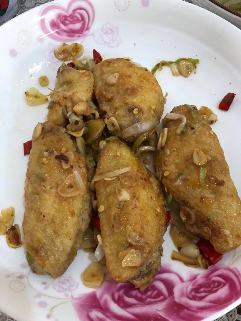 蒜香鸡翅