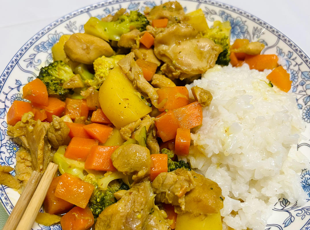零失败日式咖喱鸡肉饭！！最正宗日本家庭做法！简单又好吃！