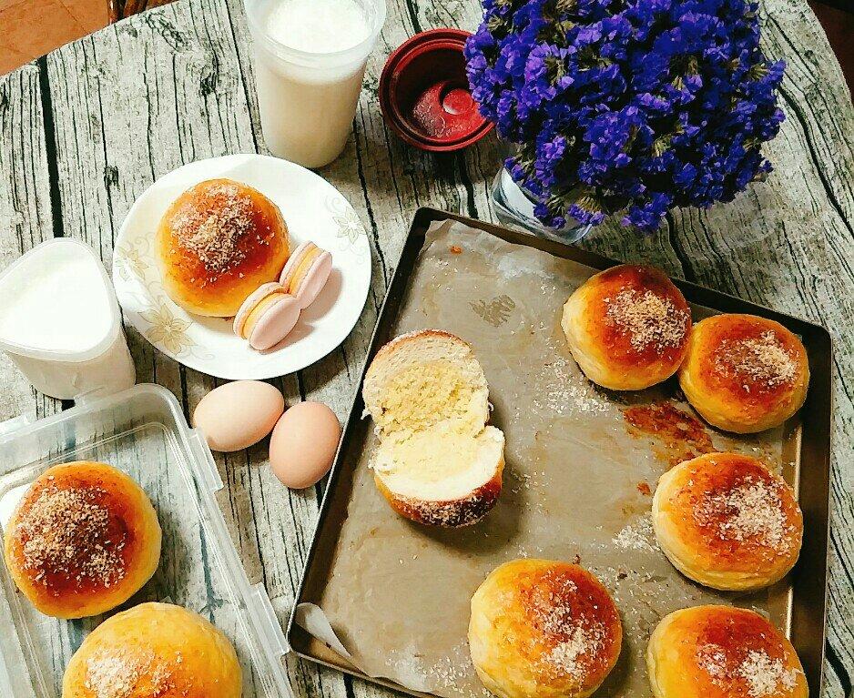 柔软看得见─超软香甜椰蓉小面包