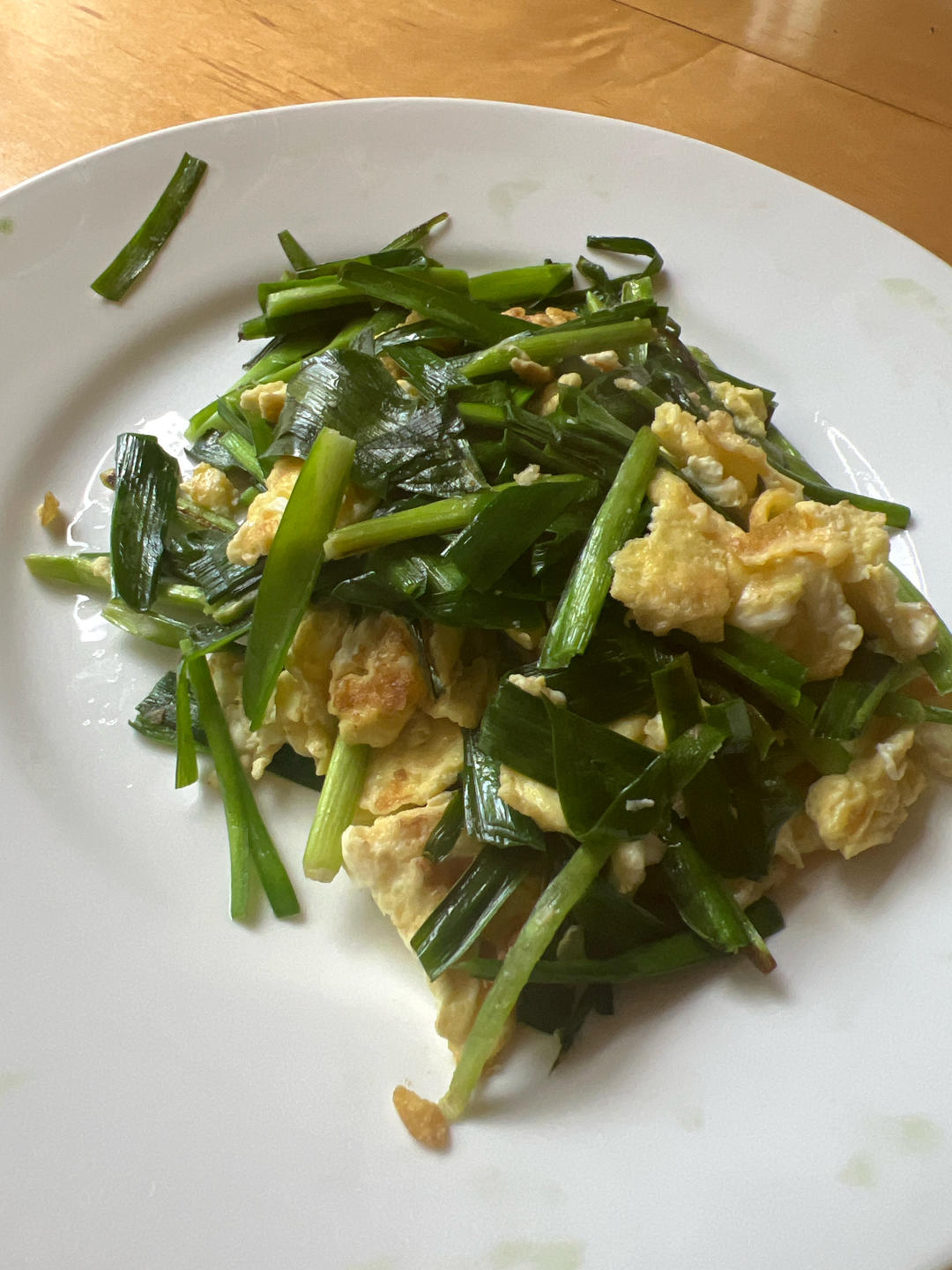 韭菜炒鸡蛋——三分钟快手下饭菜 掌握火候的秘诀